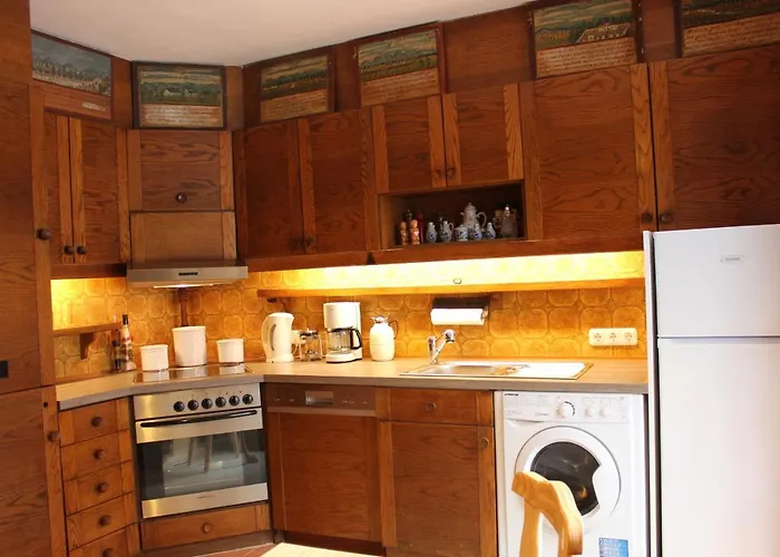 Heidi Bkk Бад-Кляйнкірхгайм